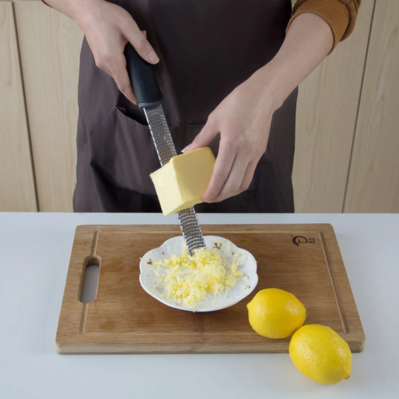 Cheese Grater, Lemon/Ginger/Garlic/Chocolate Zesting Tool