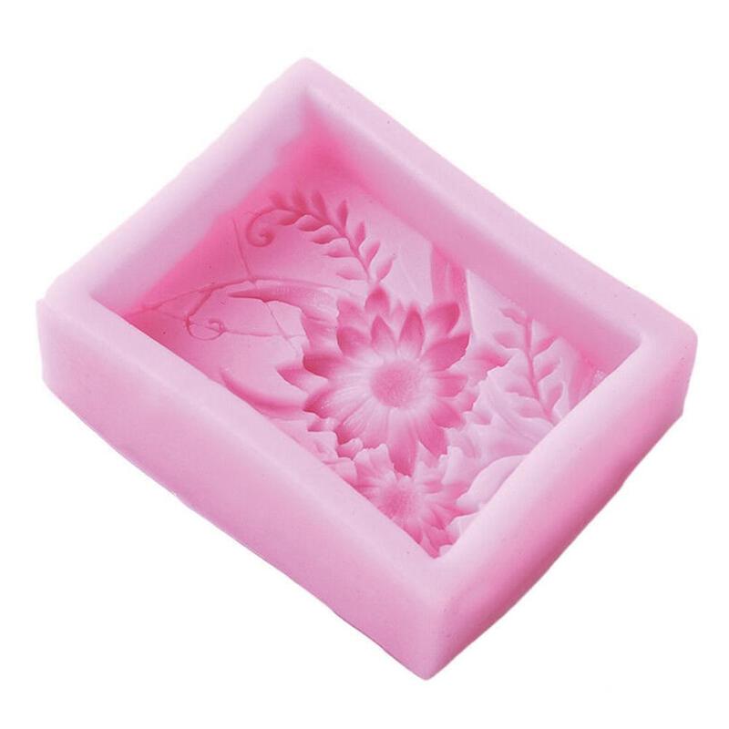 Flower-shaped Silicone Mold