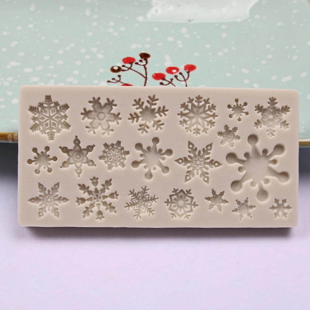 Christmas Snowflake Pattern Silicone Mold Chocolate Cake Baking Kitchen Tools